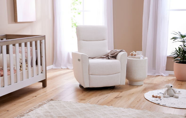 IL Tutto Electric Reclining Nursery Chair in Sea Shell 