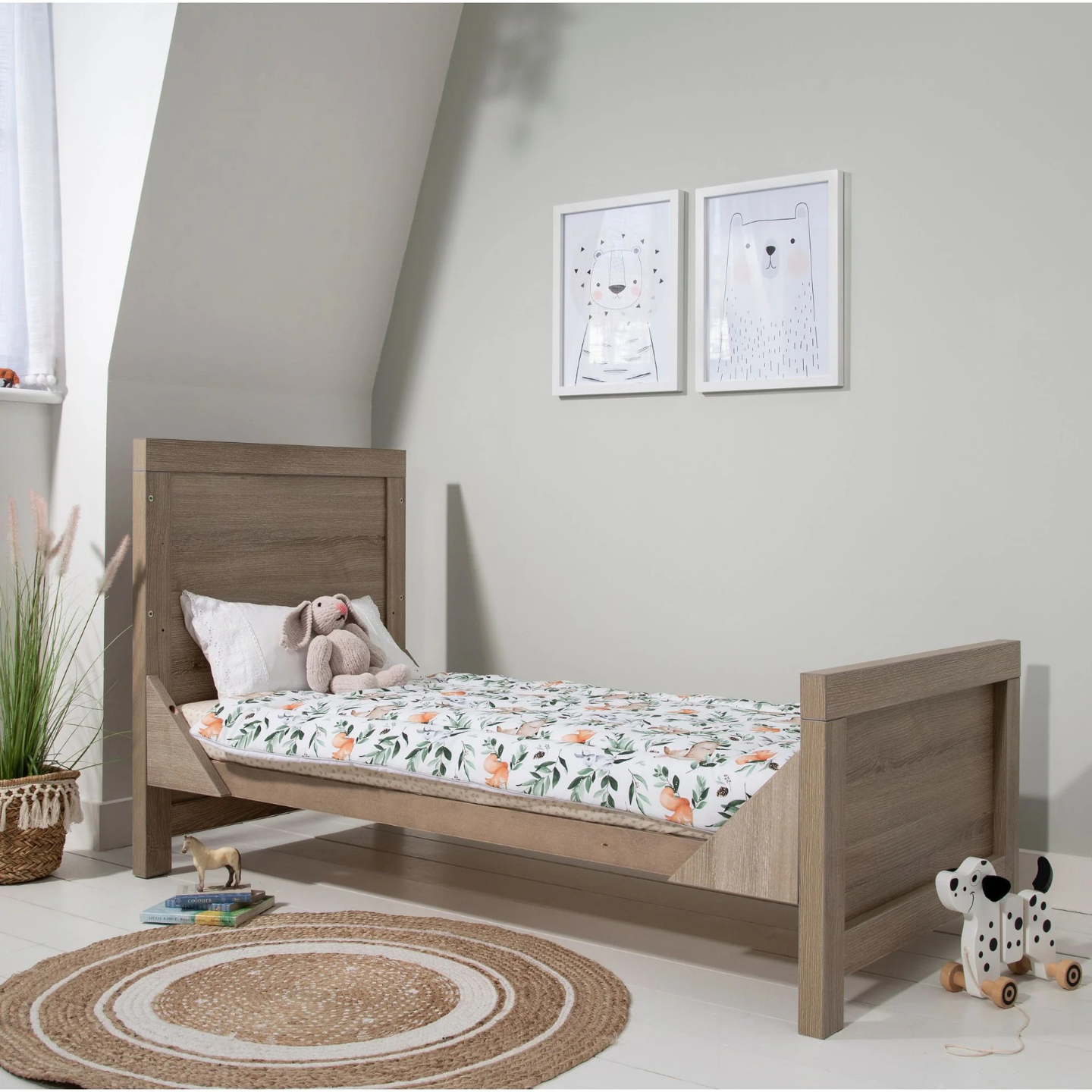 Tutti Bambini Modena 3 in 1 Cot bed in White/Oak
