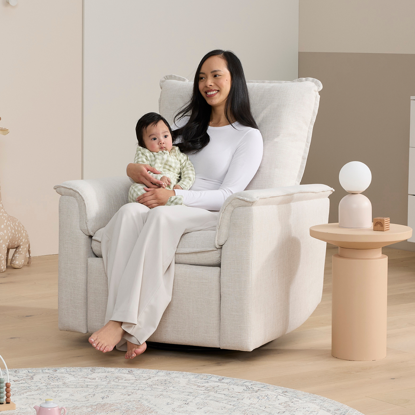 Louie Recliner Glider Nursery Chair in Eggshell