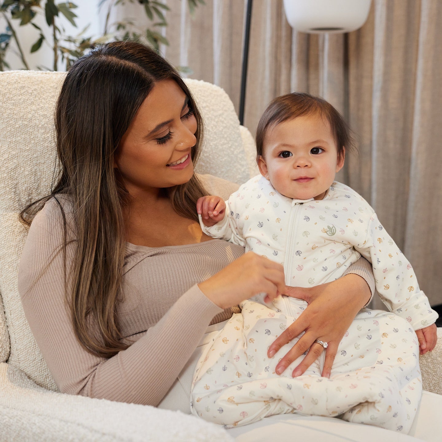 Henry Electric Recliner Glider Chair with USB in Vanilla Bouclé