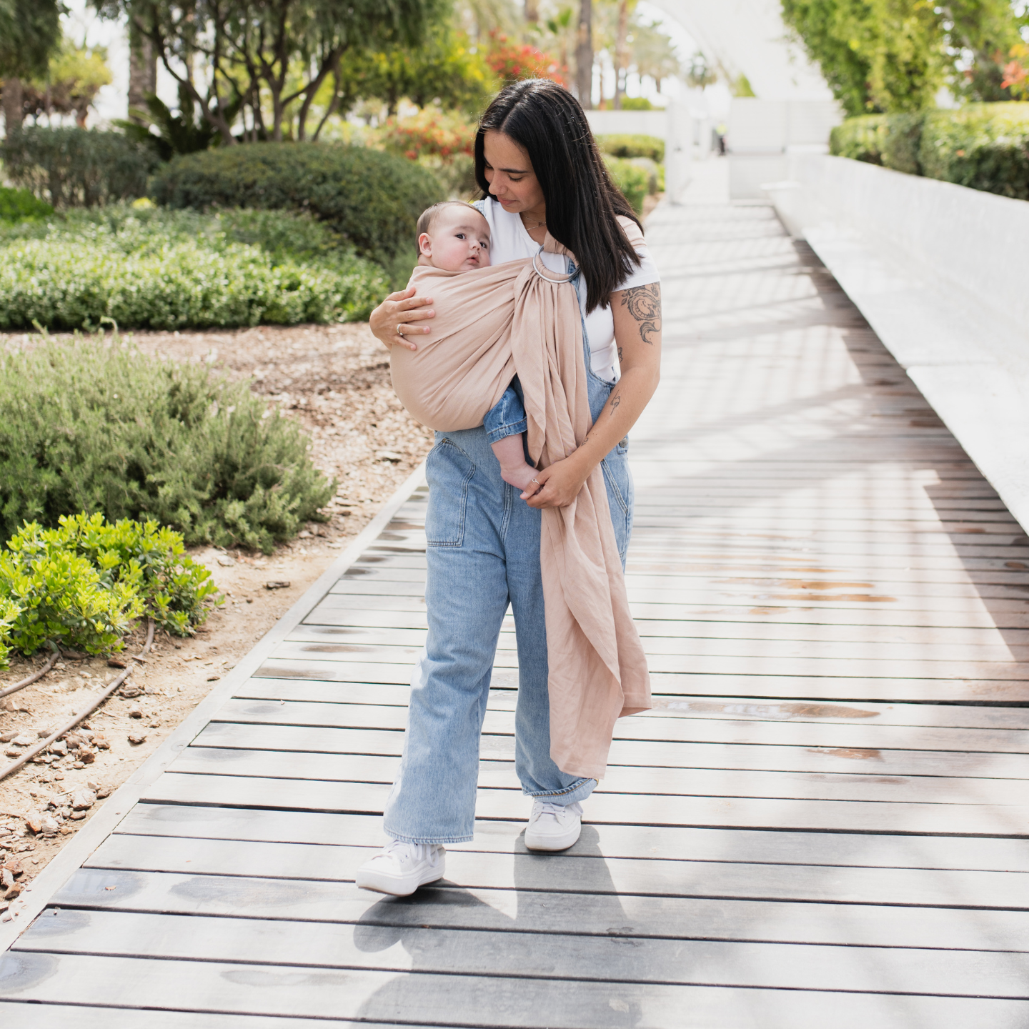 Boba Ring Sling Linen Carrier in Peony