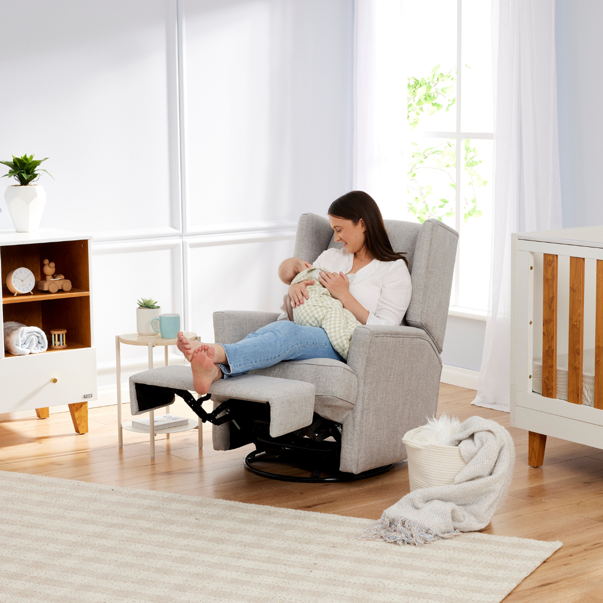 Chelsea Electric Recliner Glider Chair with USB in Pure Grey