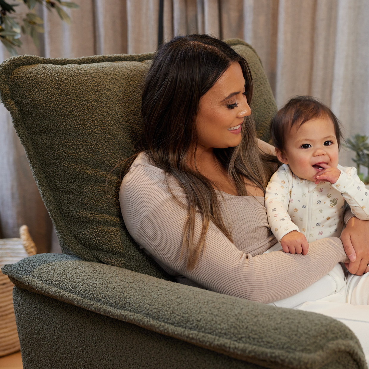 Louie Electric Recliner Glider Nursery Chair in Olive Teddy