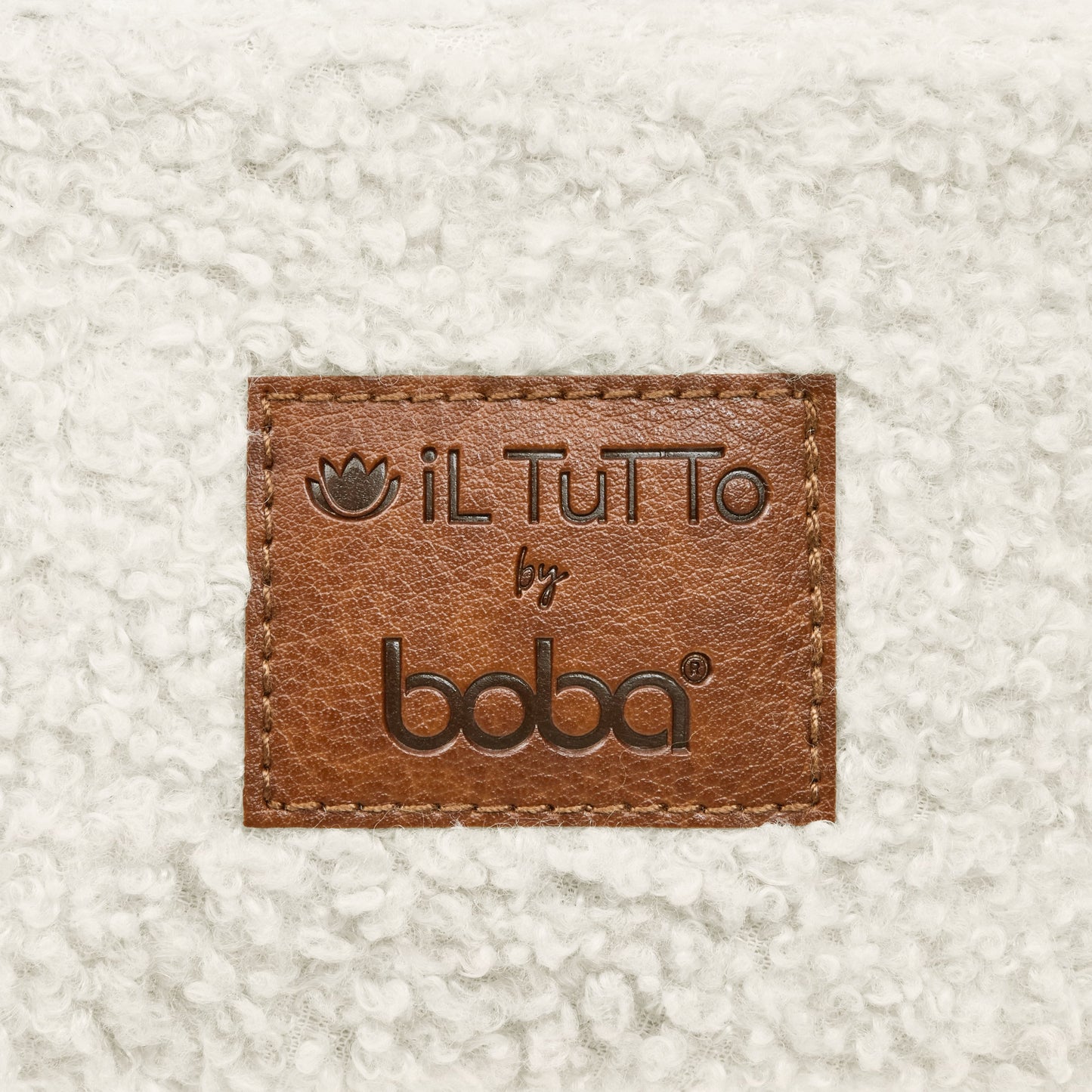 Boba Auri Baby Carrier in Coconut Teddy Fleece