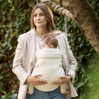Boba Auri Baby Carrier in Coconut Teddy Fleece