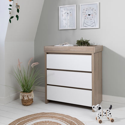 Modena Chest and Changer in Oak White