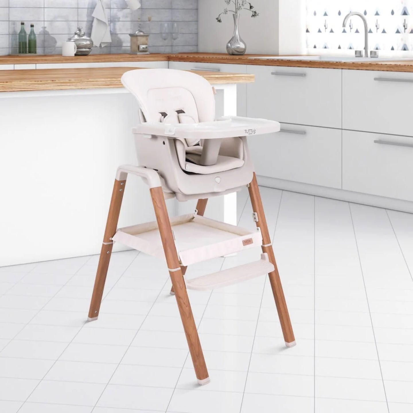 Nova Evolutionary High Chair in Scandi Walnut and Ecru