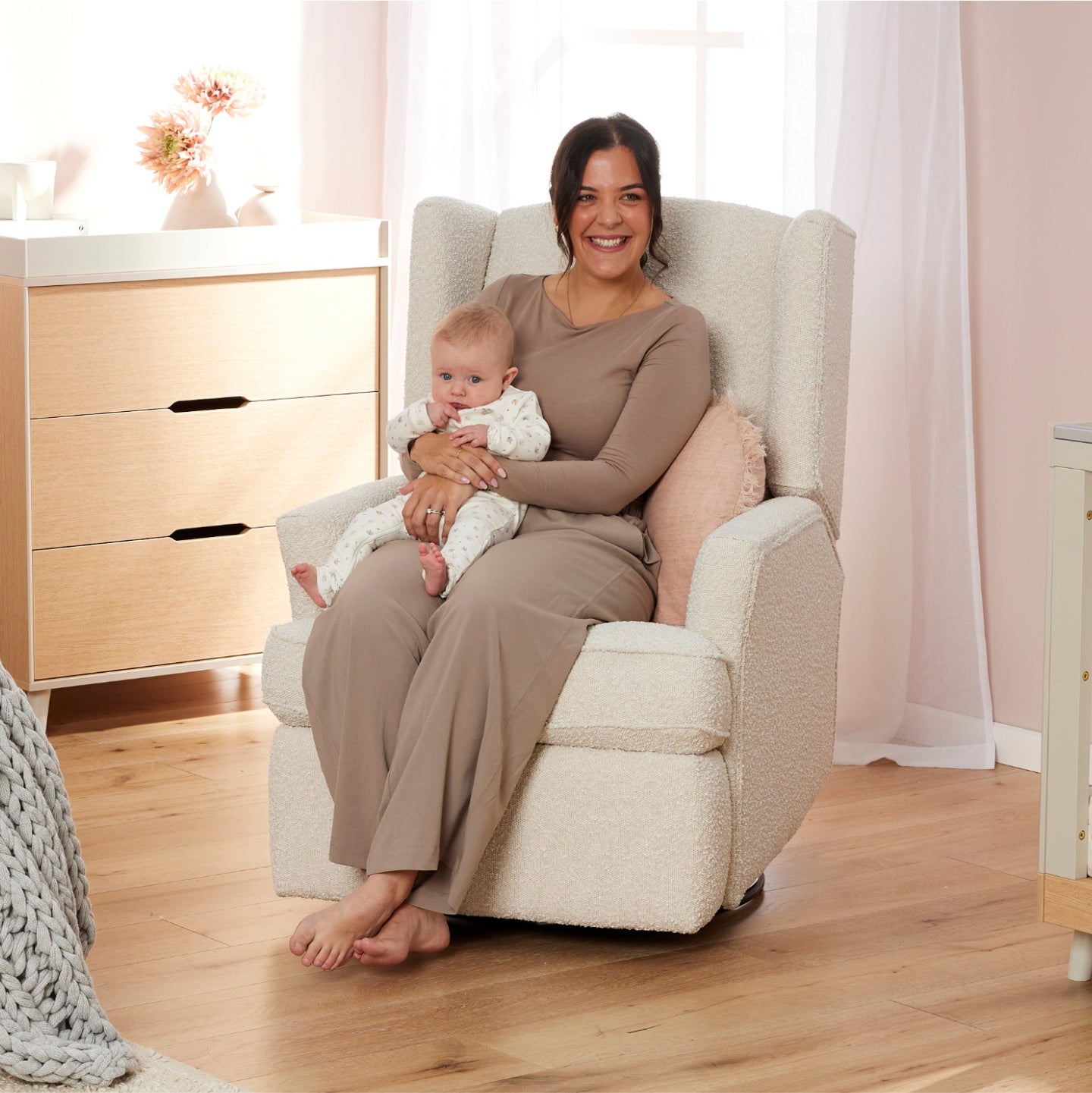 Chelsea Electric Recliner Glider Chair with USB in Vanilla Bouclé