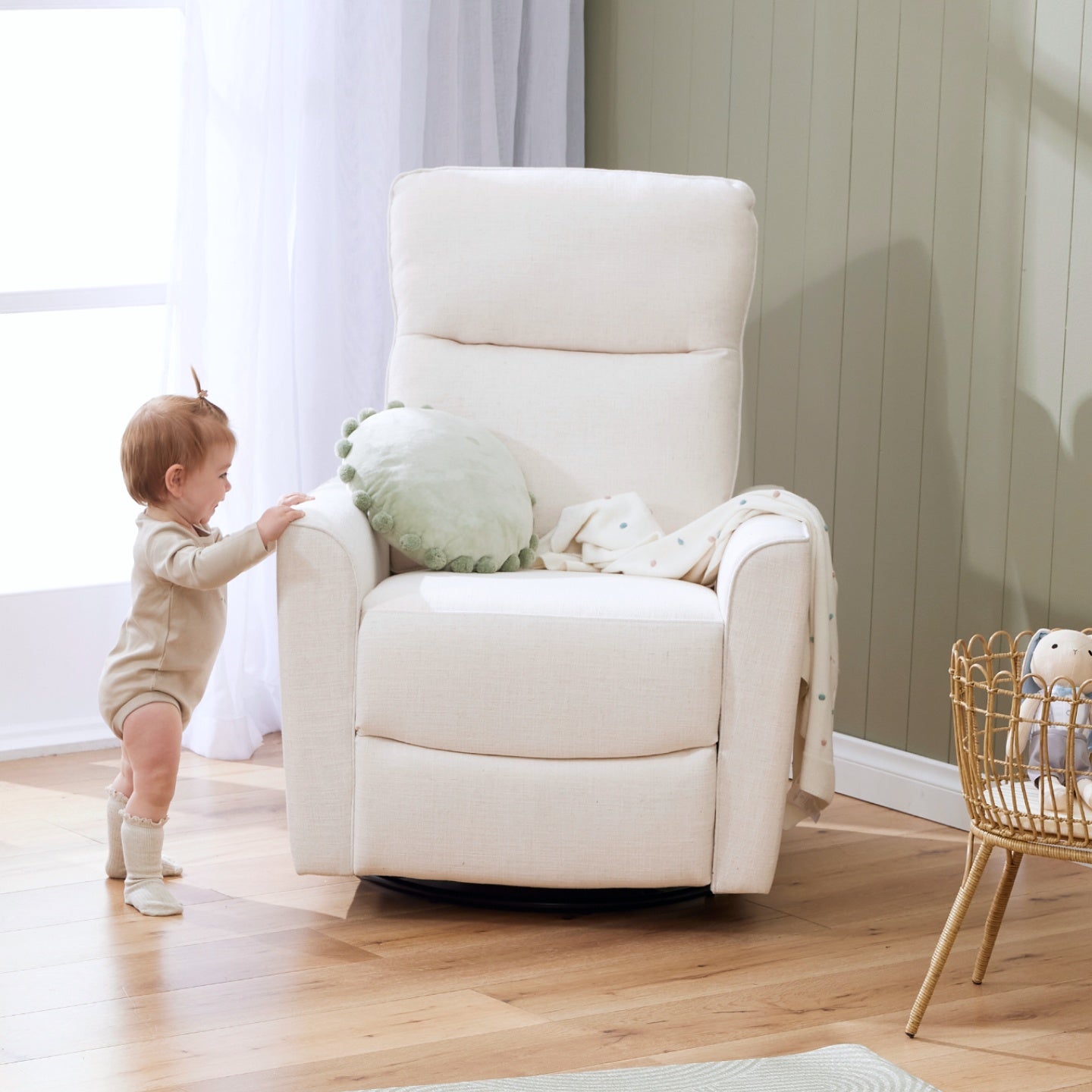 Felix Electric Recliner Glider Chair with USB in Sea Shell