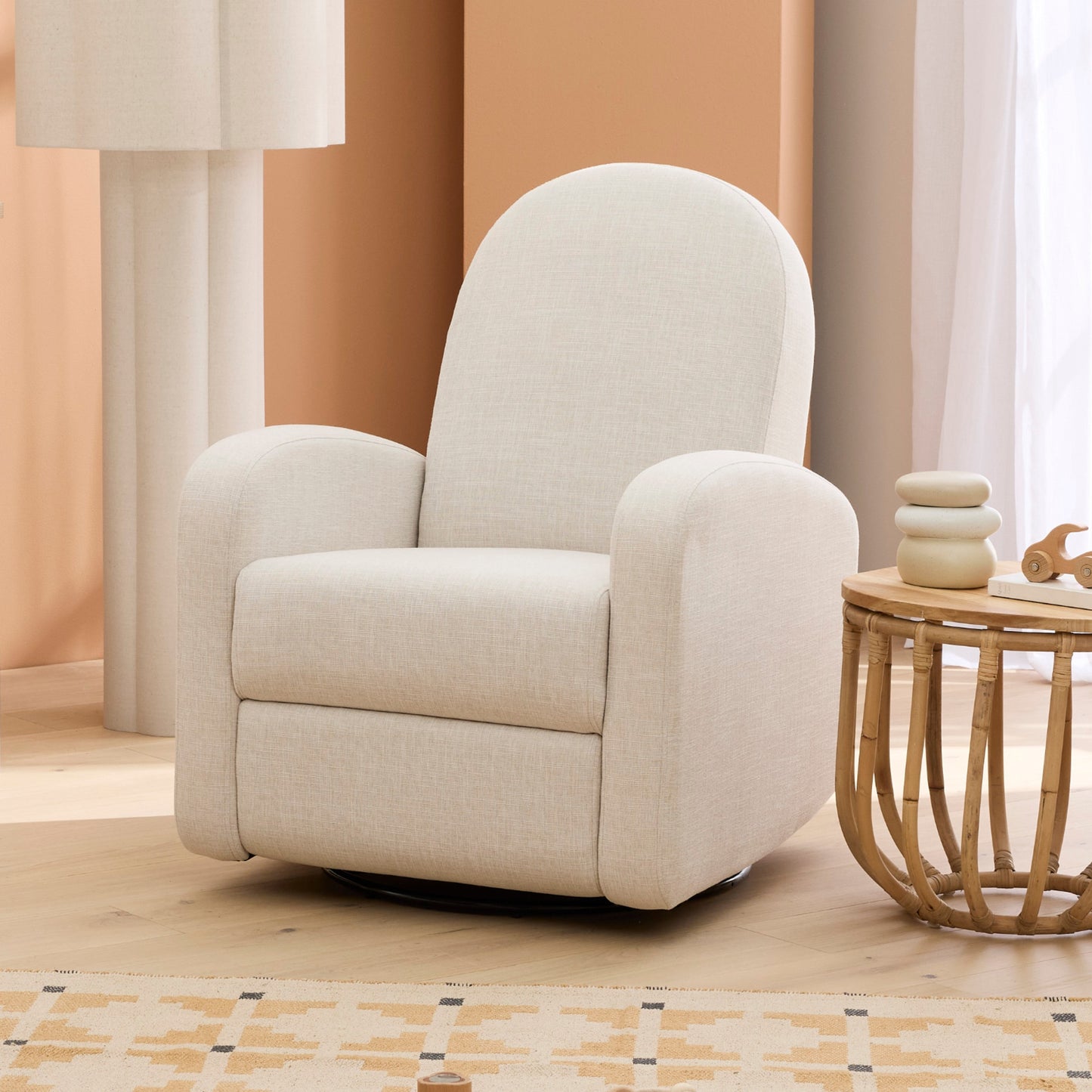 Maya Recliner Glider Nursery Chair in Eggshell
