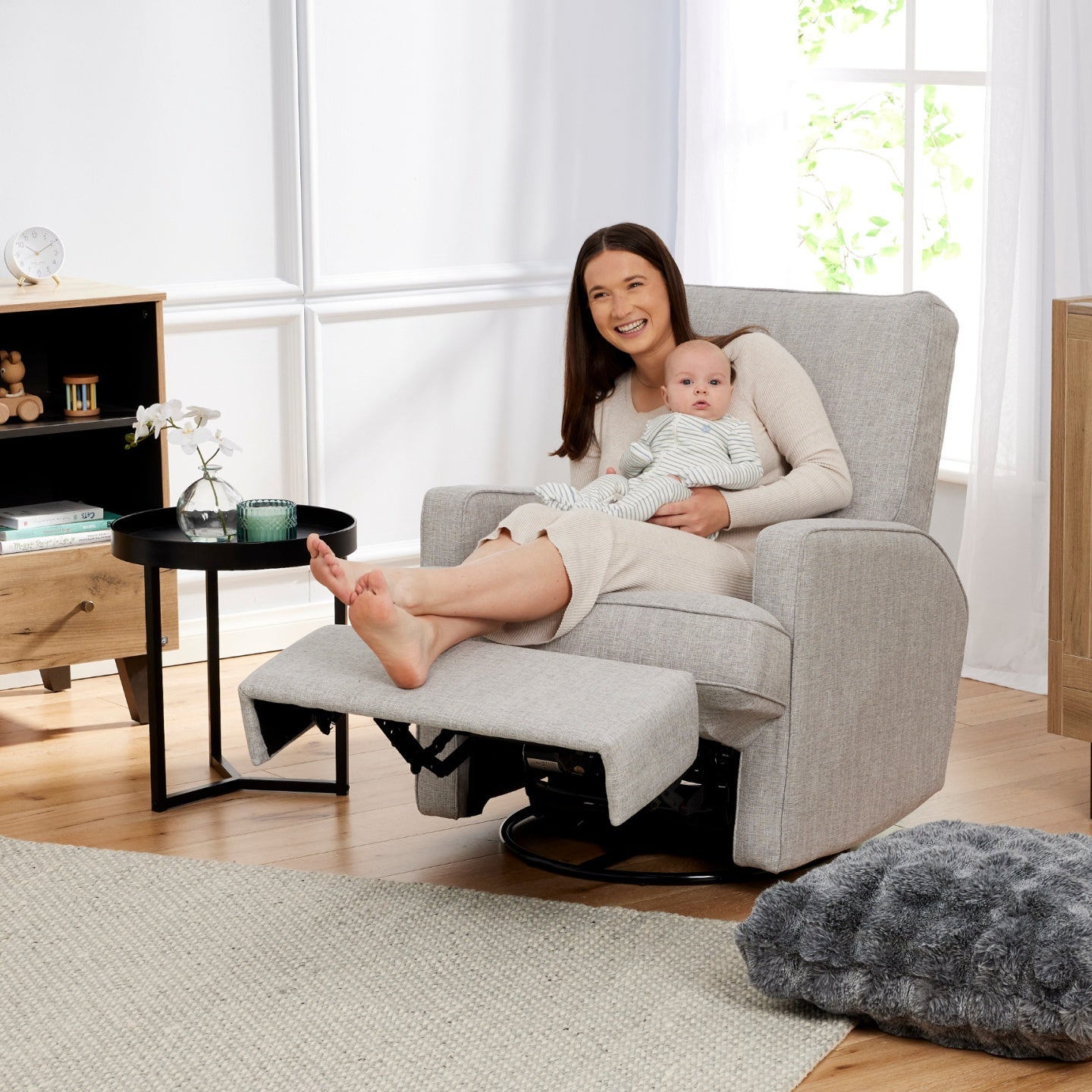 Quinn Recliner Glider Nursery Chair in Pure Grey