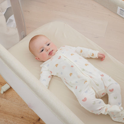 Zizee Bassinet in Scandi Walnut and Ecru