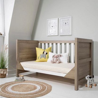 Tutti Bambini Modena 3 in 1 Cot bed in White/Oak