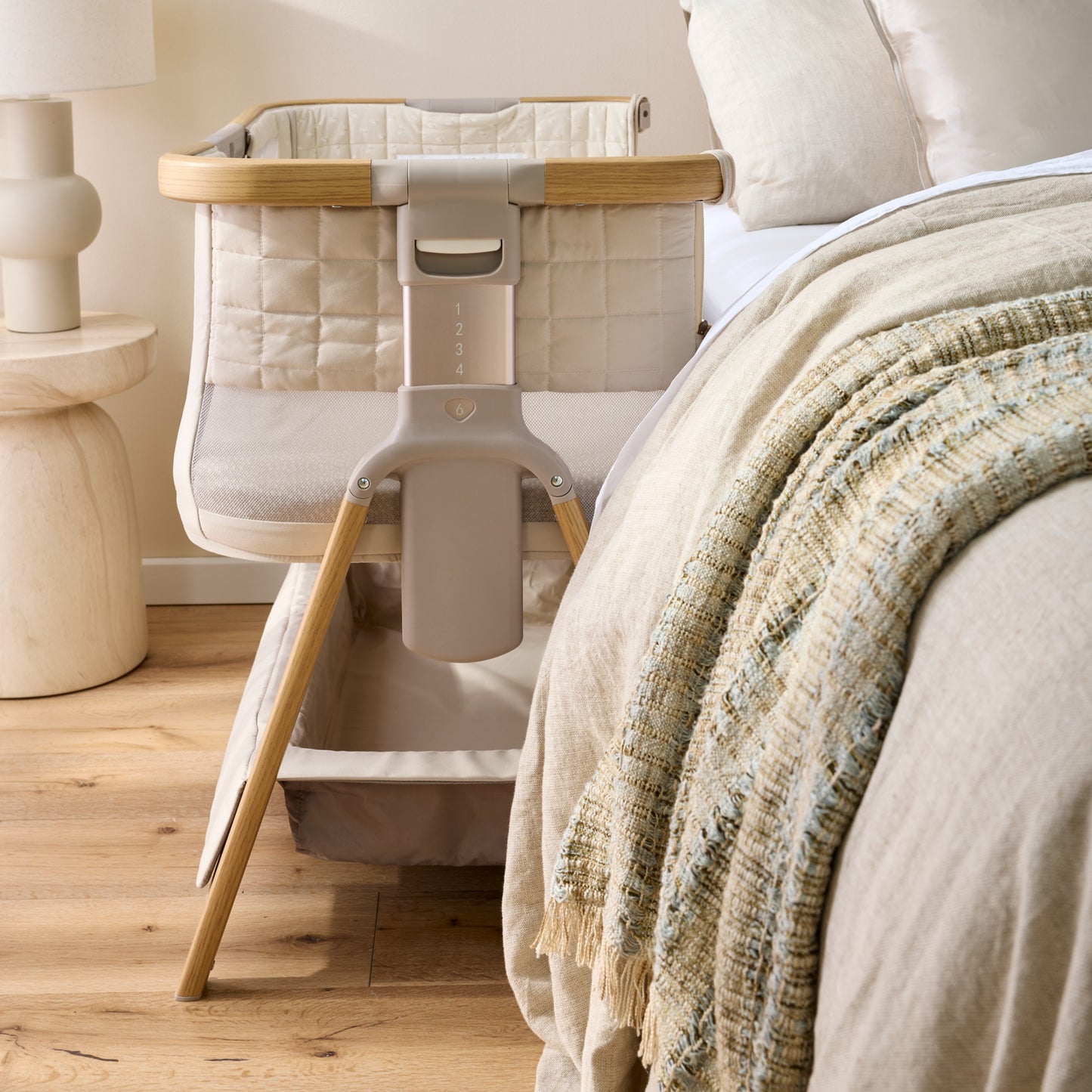 CoZee Breeze Sense Co-Sleeping Bassinet with Rocking Legs in Toasted Oak & Sand