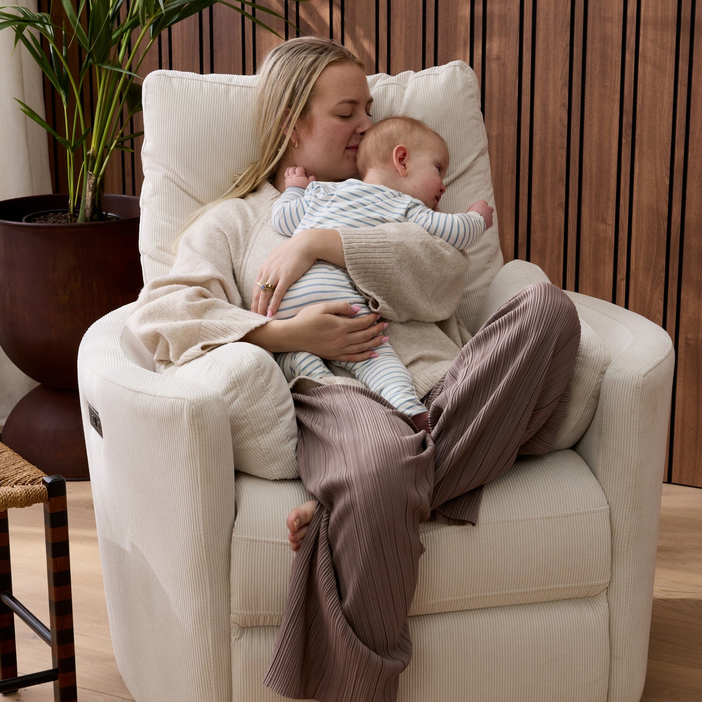 Lola Electric Recliner Glider Nursery Chair in Coconut Corduroy