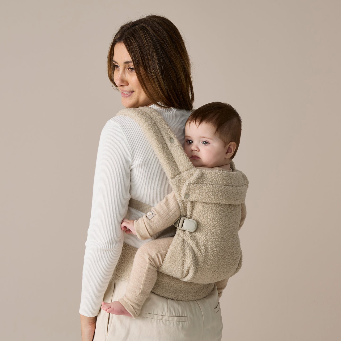 Boba Auri Baby Carrier in Taupe Teddy Fleece