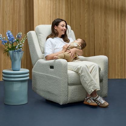 Henry Plus Massage & Heat Nursing Chair in Vanilla Bouclé