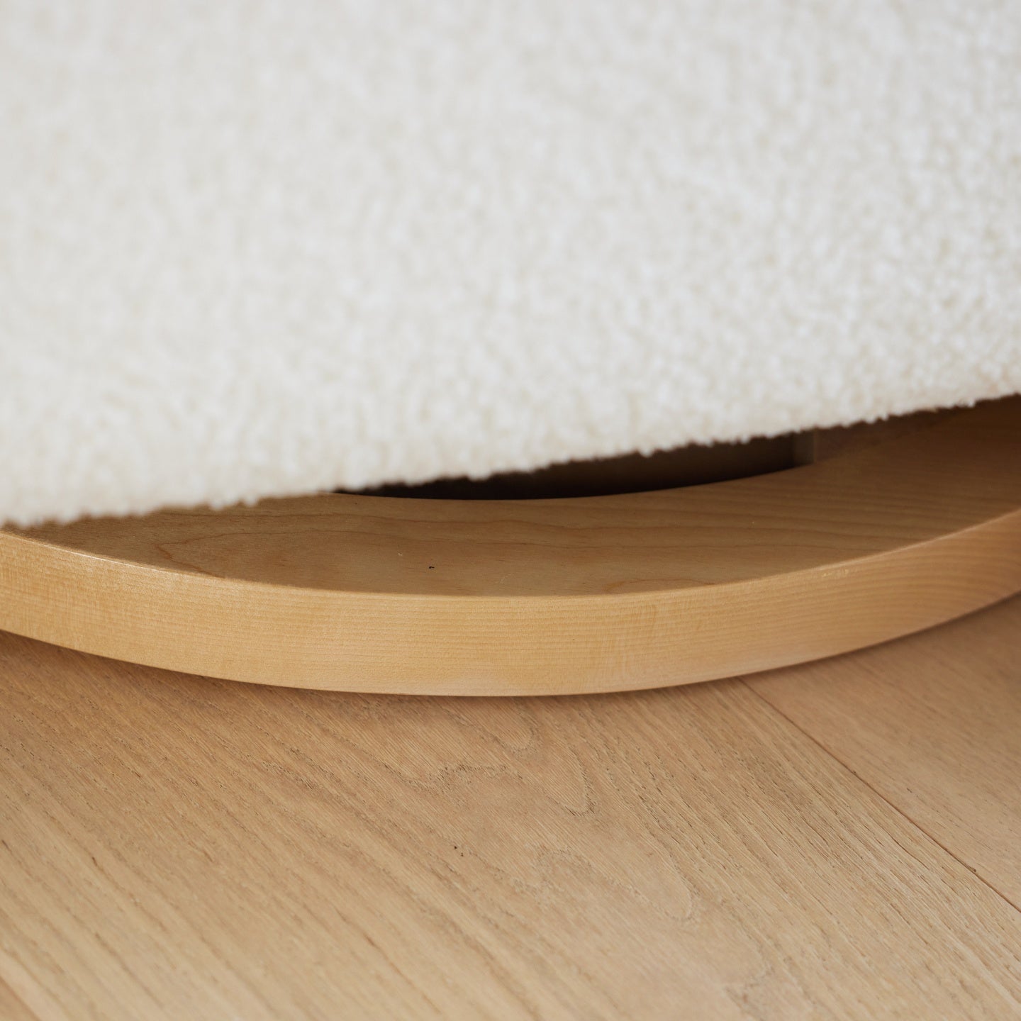 Louie Electric Recliner Glider Nursery Chair in Coconut Teddy