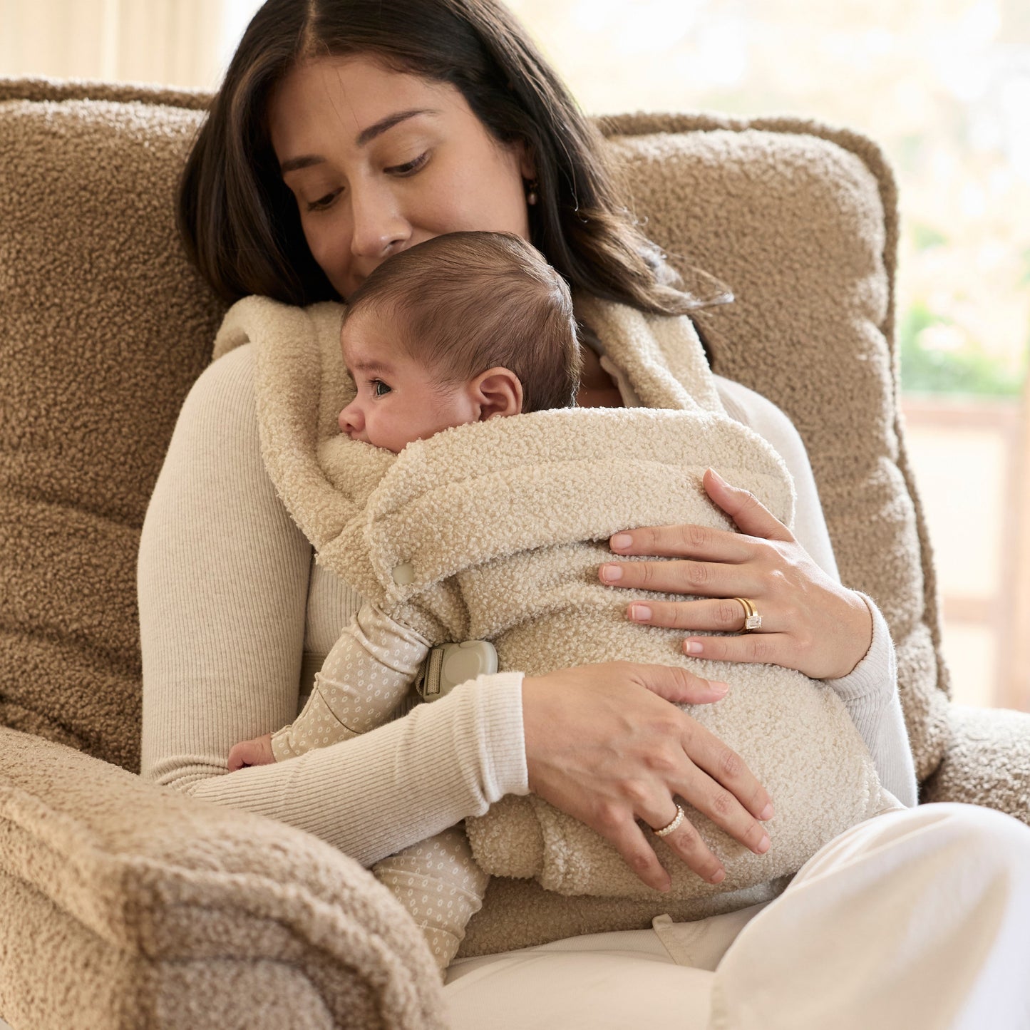 Boba Auri Baby Carrier in Taupe Teddy Fleece