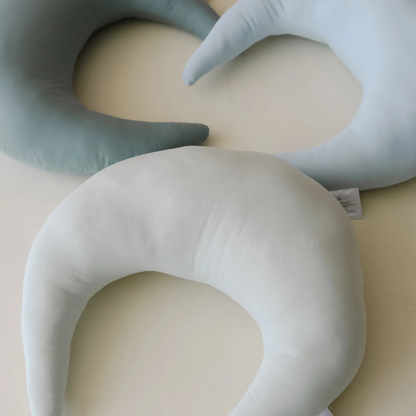 Snuggle Me Feeding Pillow in Bluebell