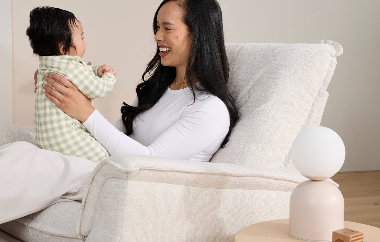 How to choose the right nursing chair