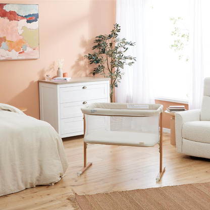 Zizee Bassinet in Scandi Walnut and Ecru