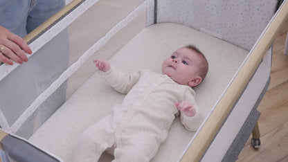 CoZee Breeze Plus Co-sleeping Bassinet with Rocking Legs in Oak Charcoal