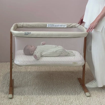 Zizee Bassinet in Scandi Walnut and Ecru
