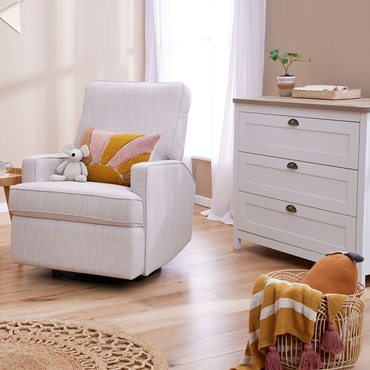 Quinn Glider Recliner Chair in Egg Shell iL Tutto